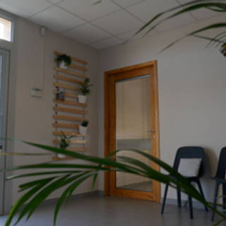 Bureau privé 14 m² 1 poste Coworking Rue du Chapitre Brindas 69126 - photo 2